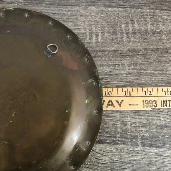 Vtg Brass Engraved Flower Wall Hanging - Picture 6 of 6